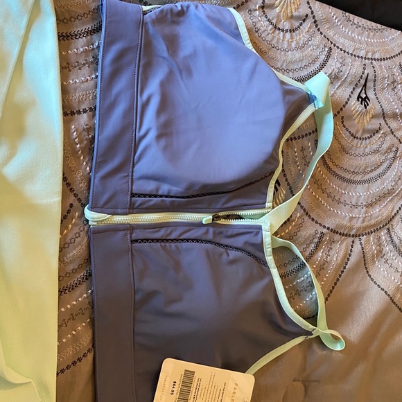 Fabletics - Picture 3 of 11